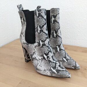 TONY BIANCO Australia Snakeskin Print Ankle Booties Chunky Block Heel - US 7.5